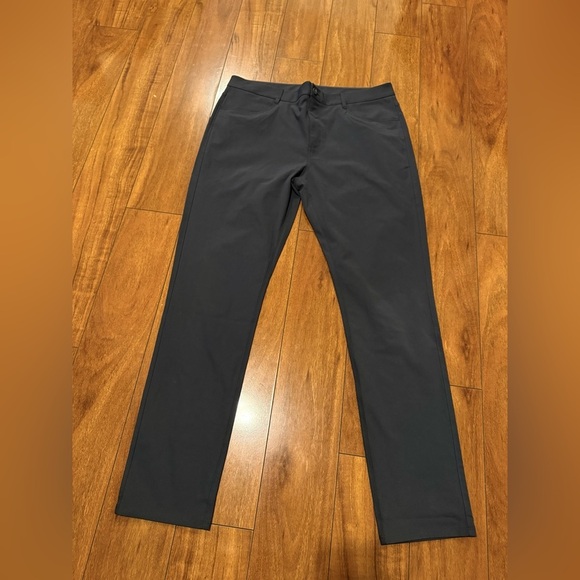Vuori Other - Vuori Men's Dark Gray Chinos